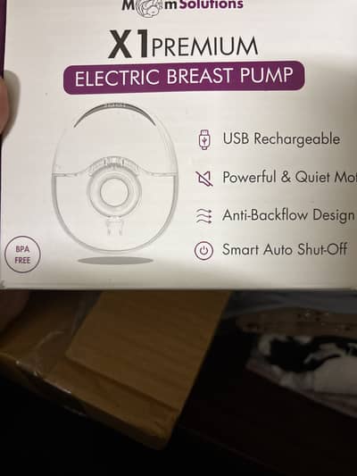 Wearable mom solution breast pump and milk storage bags