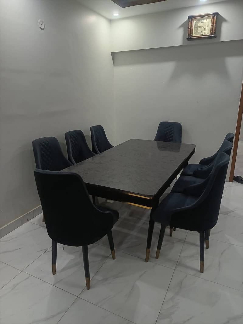 Dining table 5