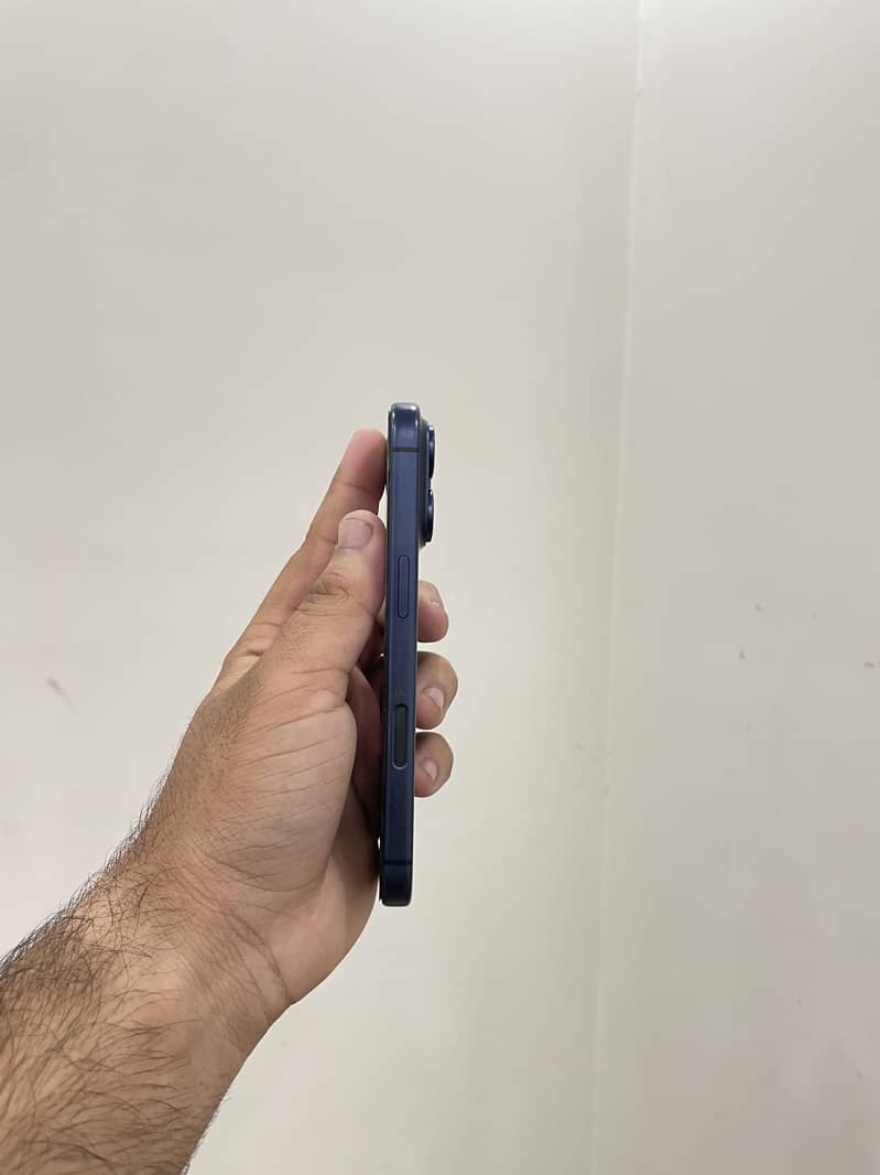 Apple iPhone 17 Pro 2