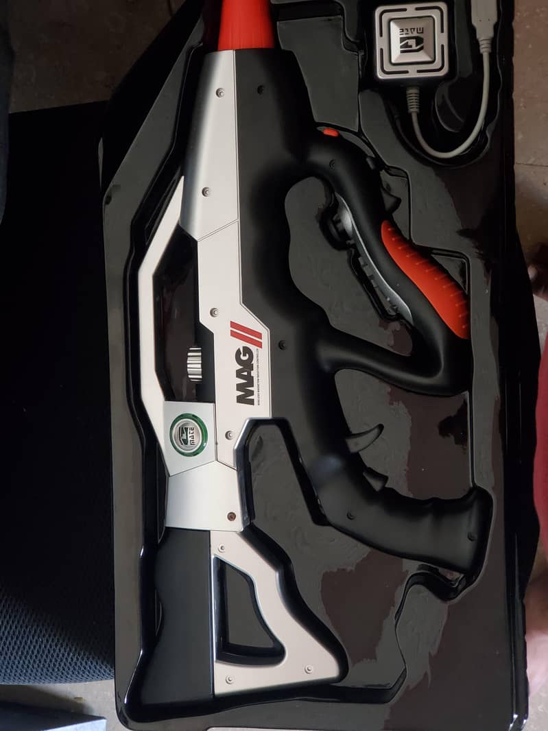 MAG II Wireless Controller 1