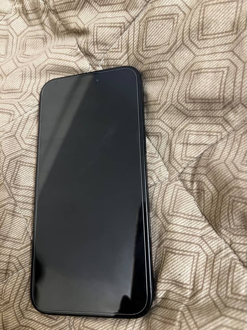 Apple iPhone 16 Plus 2