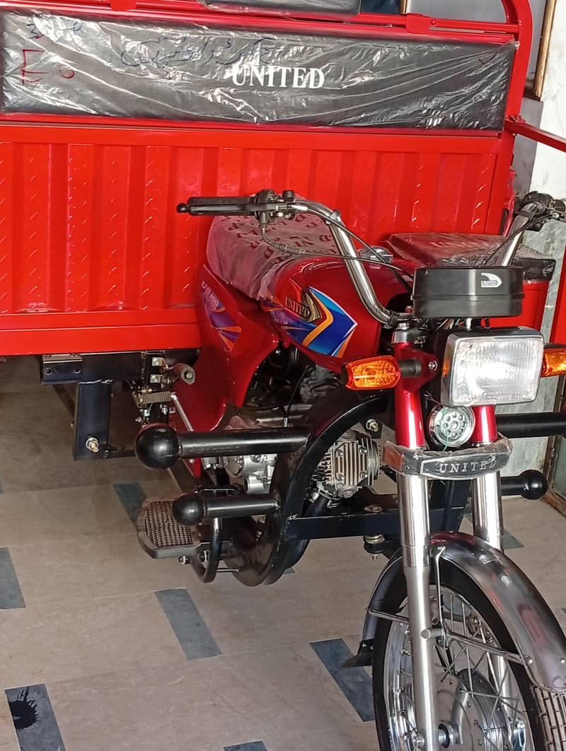United 100 cc LOADER 1