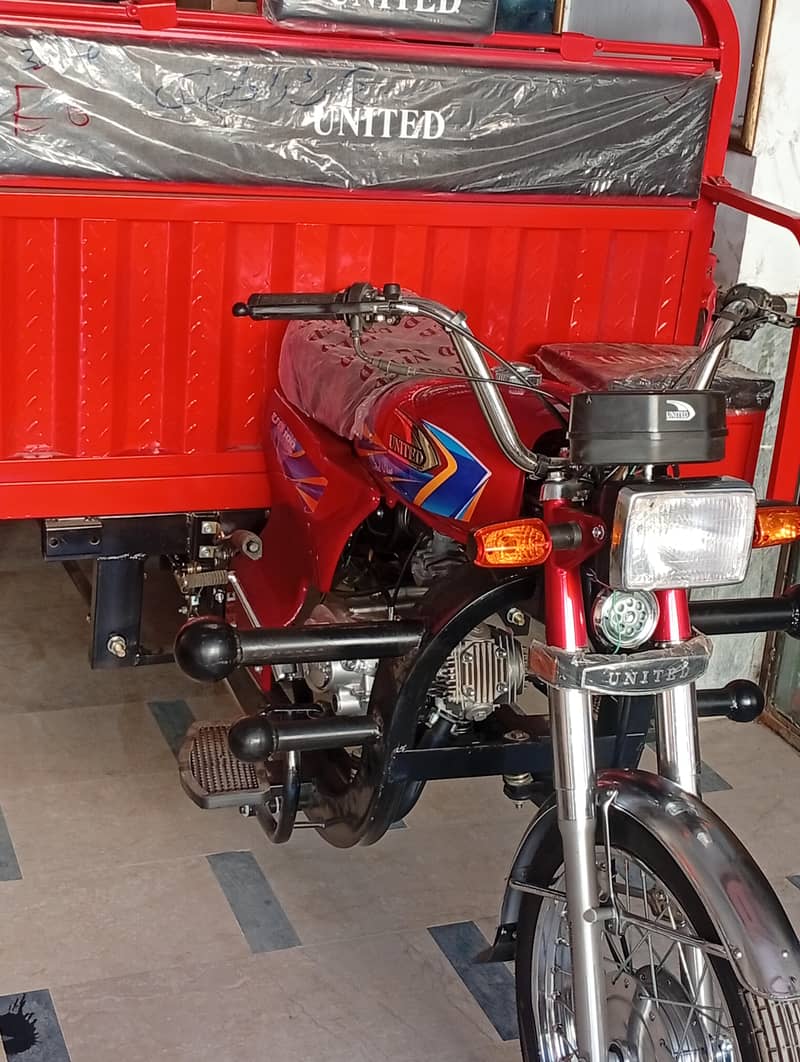 United 100 cc LOADER 2
