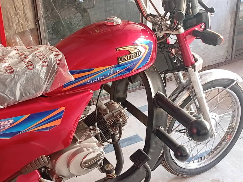 United 100 cc LOADER 13