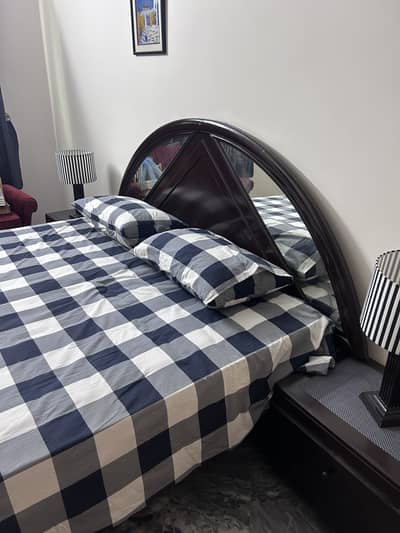 Complete bed set
