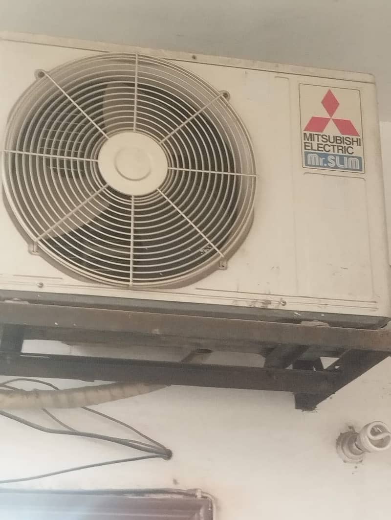 Mitsubishi Split AC 1