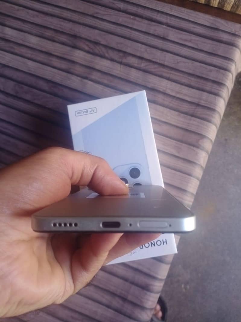 Honor Other Model 5
