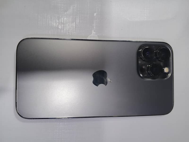 Apple iPhone 13 Pro Max 3