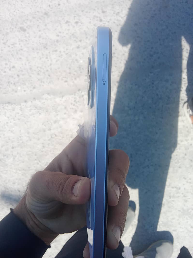 Nubia v60 1