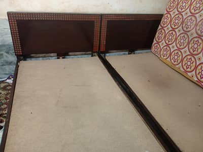 2 single beds