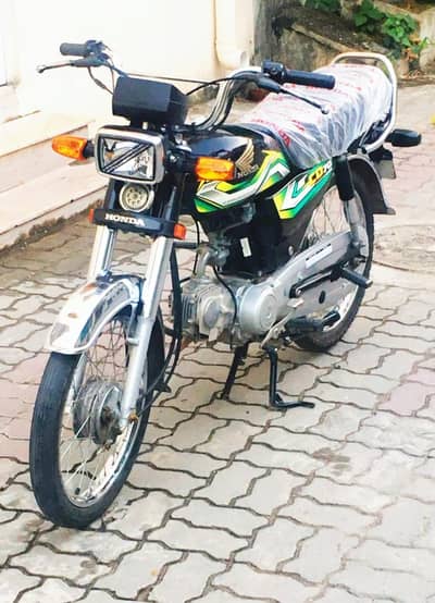 Honda cd 70 available in new condition 22/23 model
