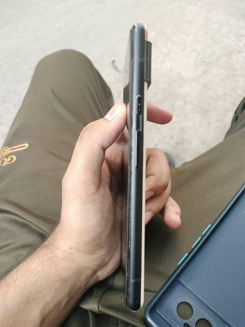 Google Pixel 6 3