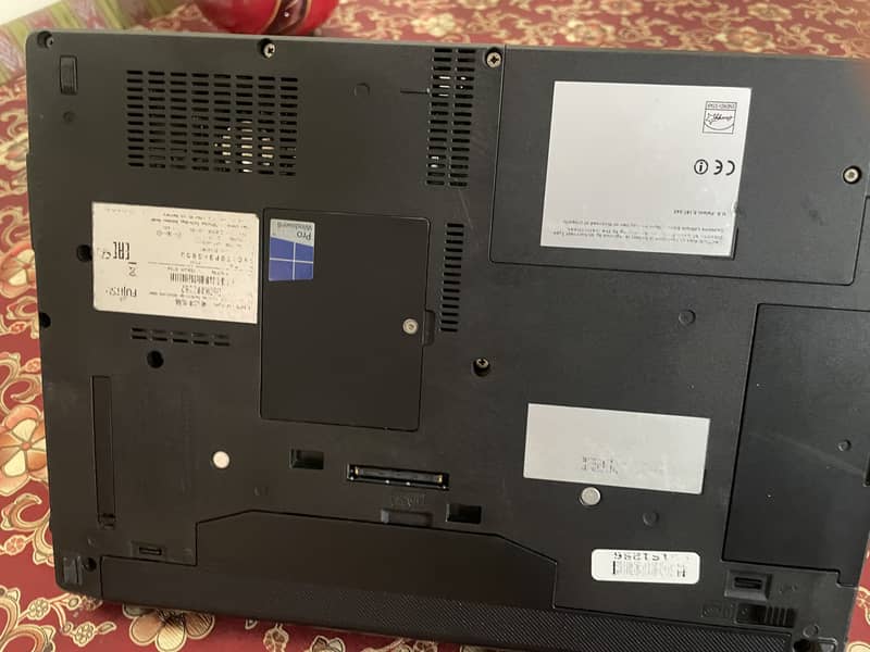Fujitsu laptop 3