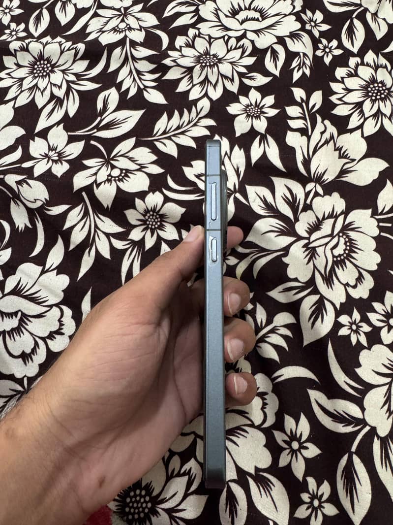 One Plus 13R 4