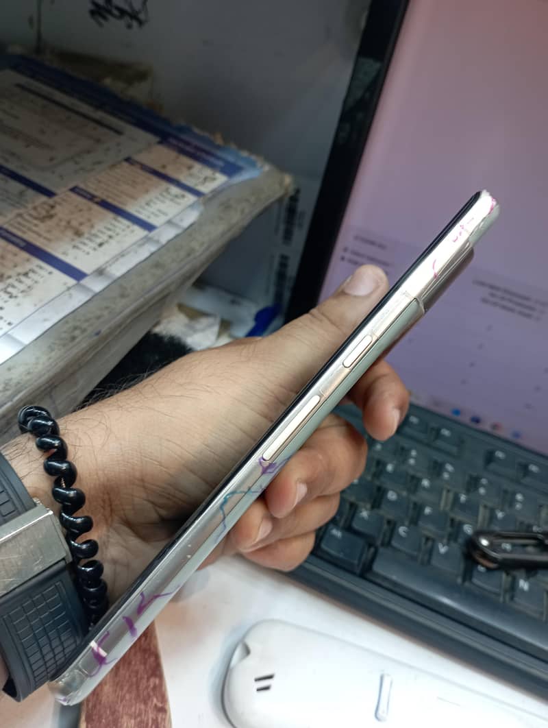 Google Pixel 7 Pro 2