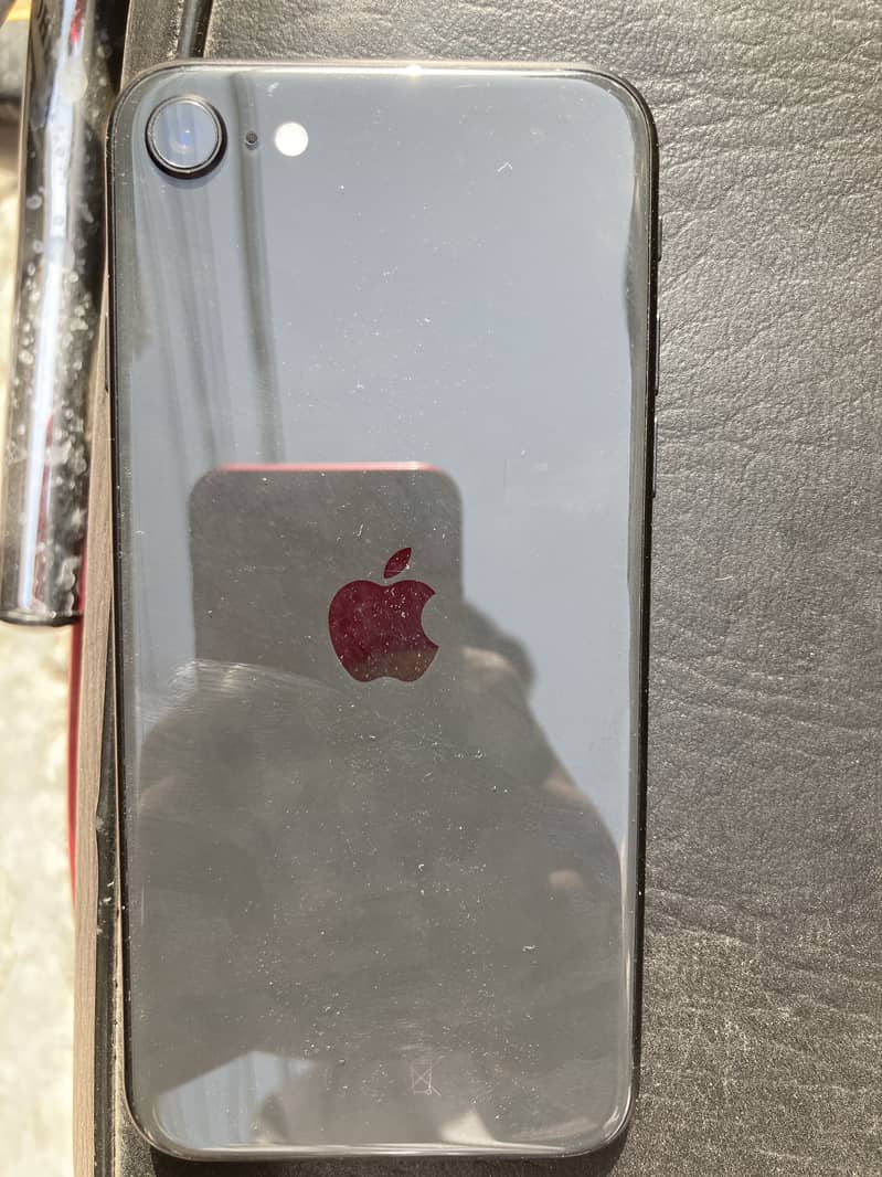 Apple iPhone SE 0