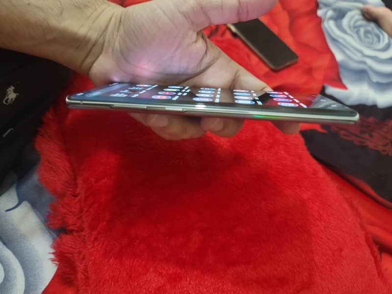 Samsung Mobile Note 10 Plus 5