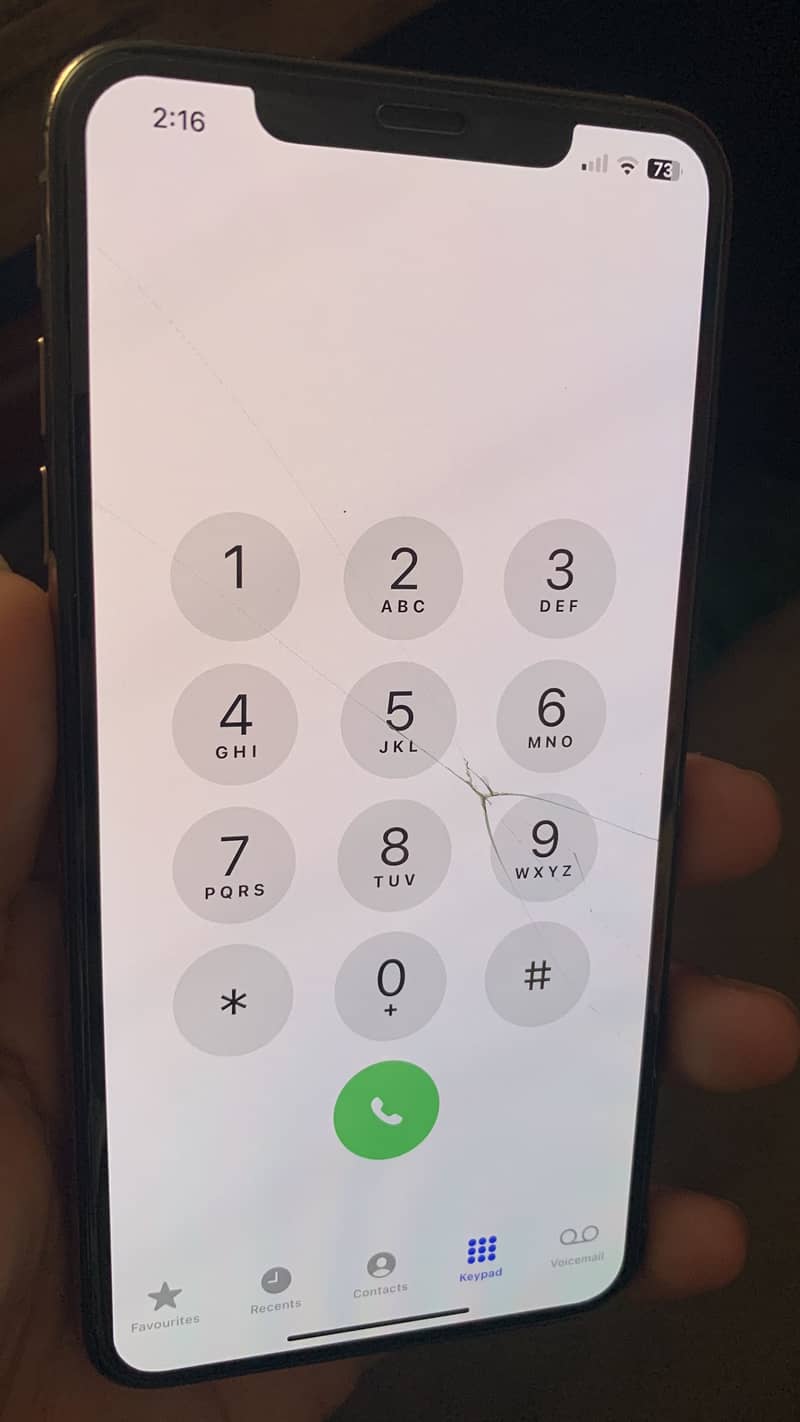 Apple iPhone XS Max 3