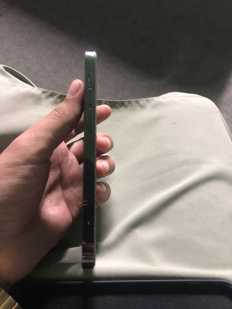 Apple iPhone 12 Pro 5