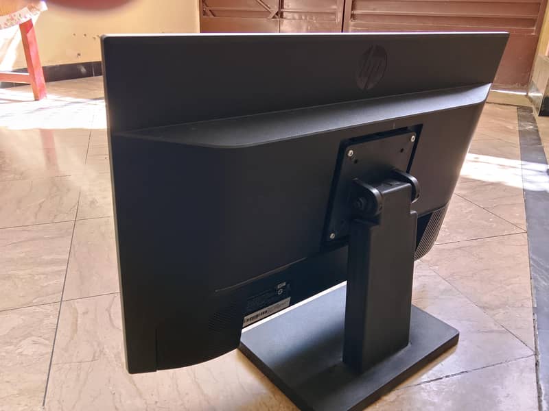 LCD screen extant able 2