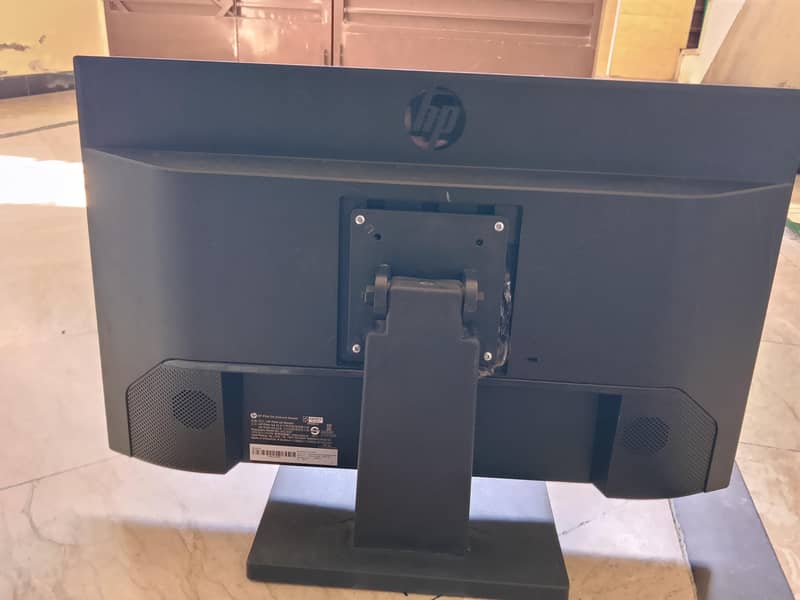 LCD screen extant able 3