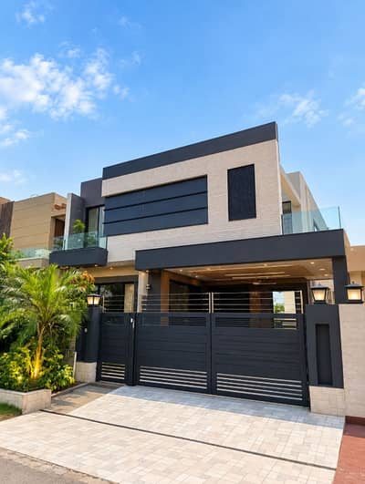 10 Marla Main 100 feet Road Ultra Modern Design House DHA LAHORE PHASE 6