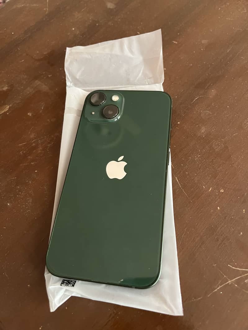 Apple iPhone 13 0