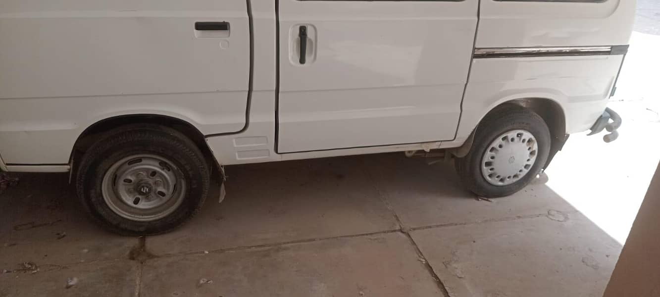 Suzuki Bolan 2016 3