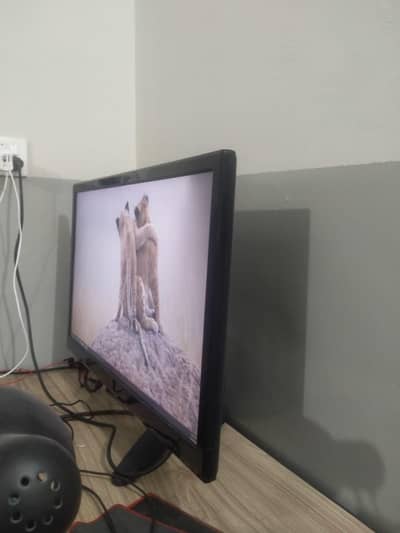 LCD Monitor