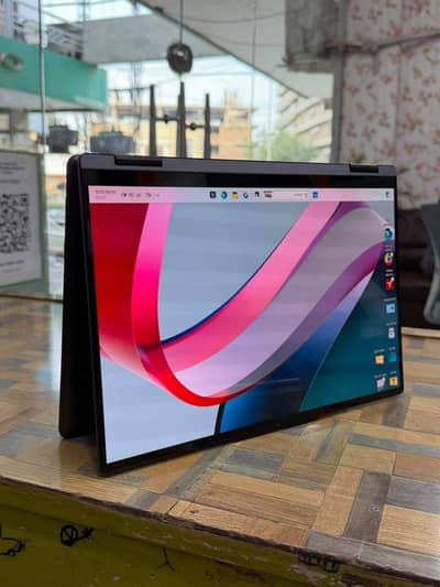 YOGA 7i (16 inch X360) Core i7 13th Generation (16gb Ddr5)