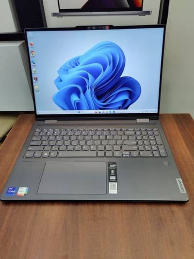 YOGA 7i (16 inch X360) Core i7 13th Generation (16gb Ddr5)