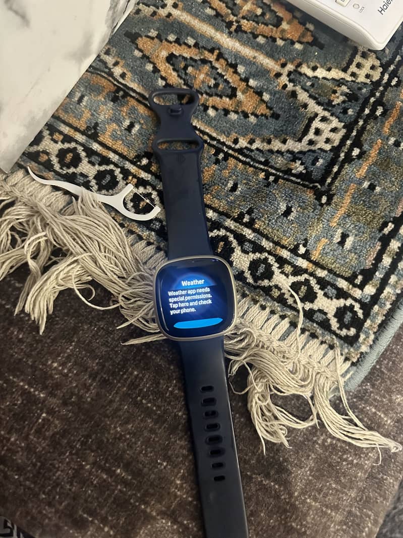 Google Fitbit Versa 3 1