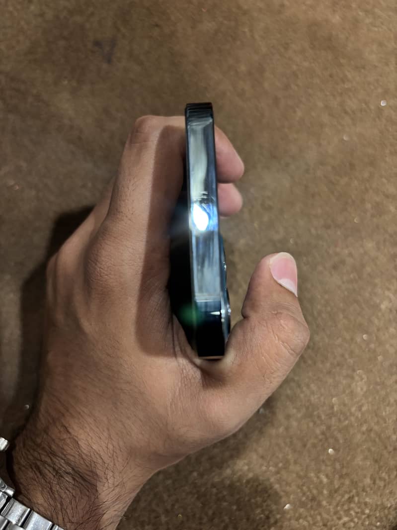 iPhone 12 Pro 6
