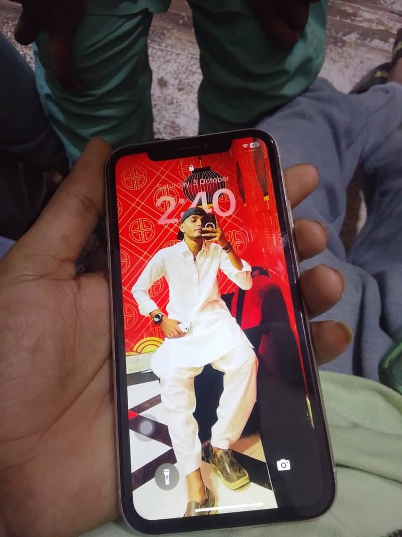 Apple iPhone XR 1