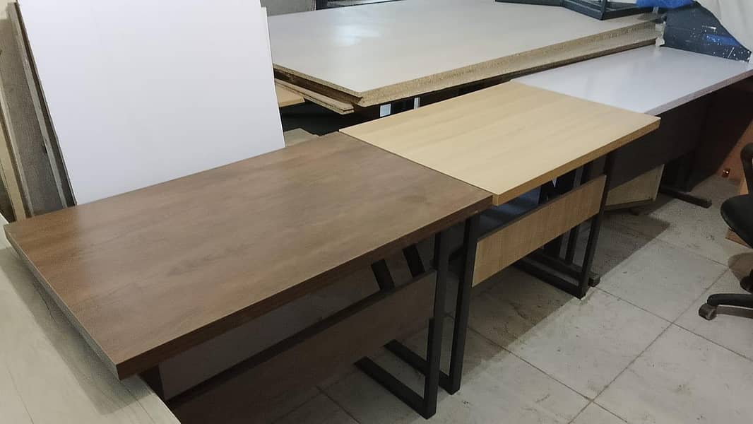 Office table / study table 8