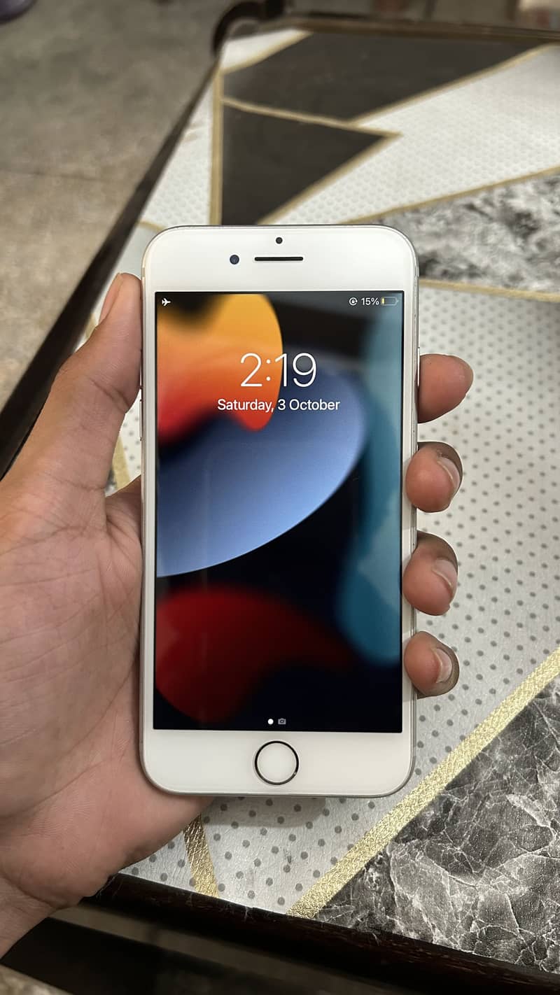 Apple iPhone 7 3