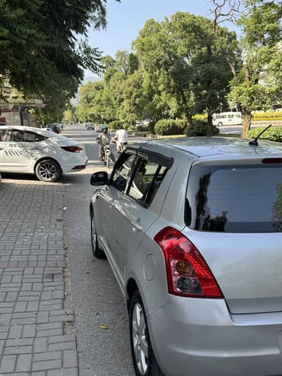 Suzuki Swift 2013