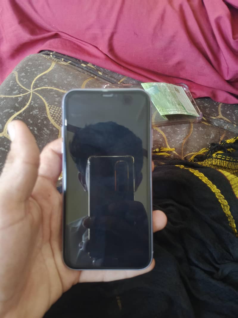Apple iPhone 11 5