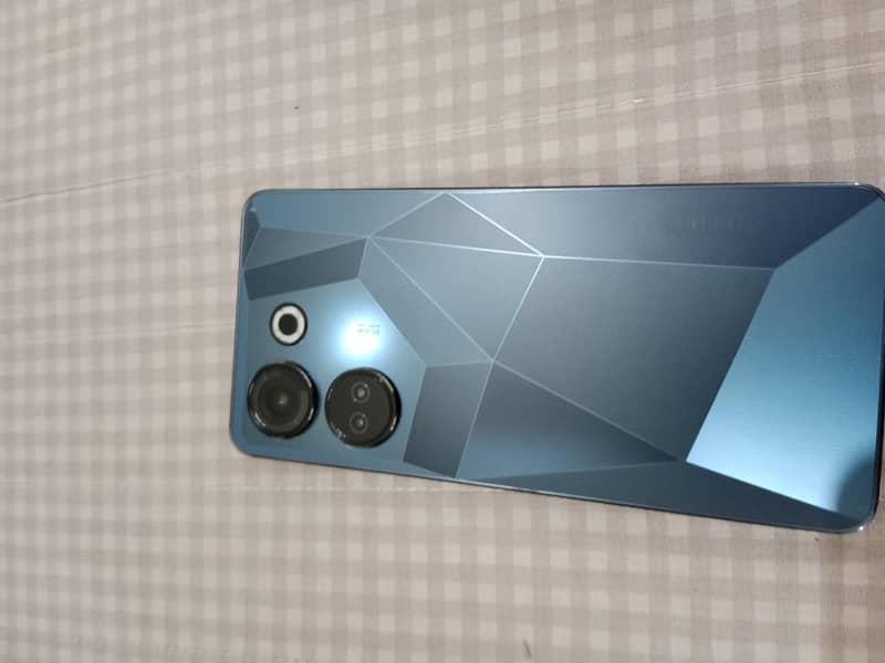 Tecno CAMON 20 0