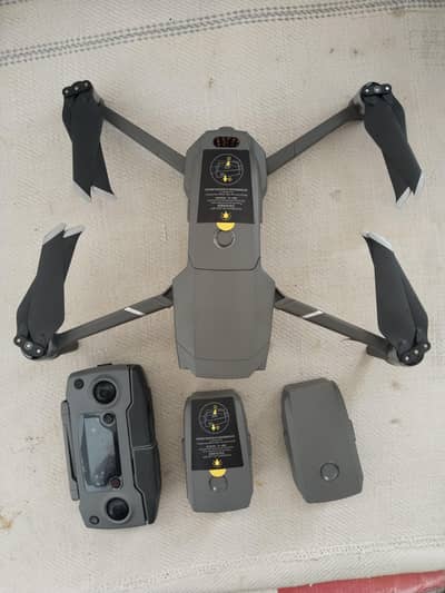 DJI Mavic 2 pro with combo 10/10 condition