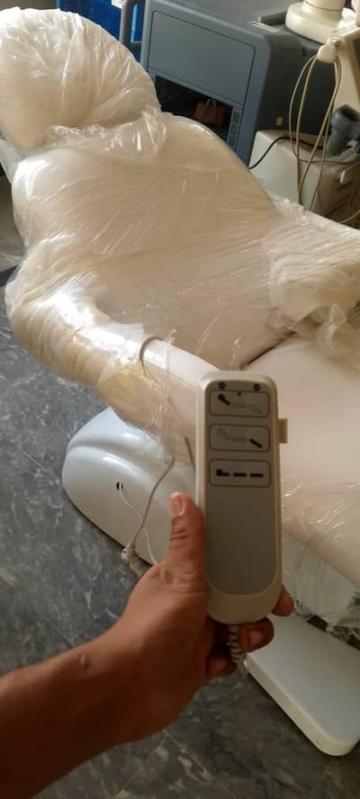 adjustable couch bed for dialysis