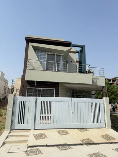 10 Marla Brand New Modern design House available for Rent In DHA Ex air avenue