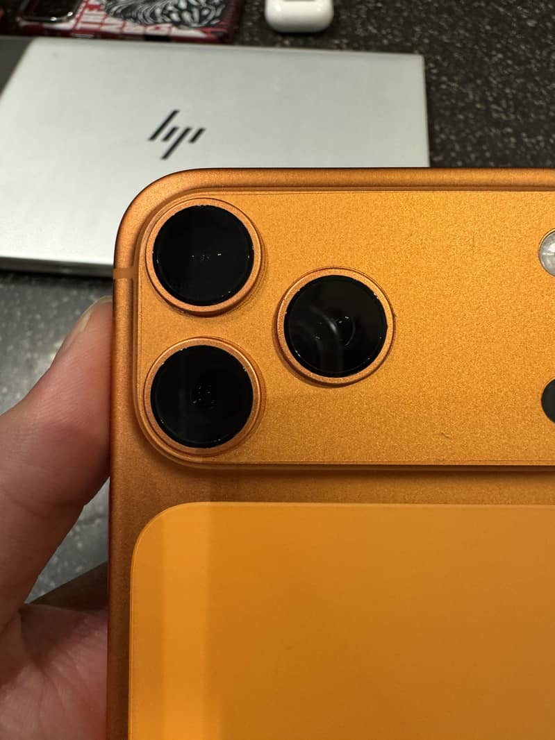 Apple iPhone 17 Pro Max 3