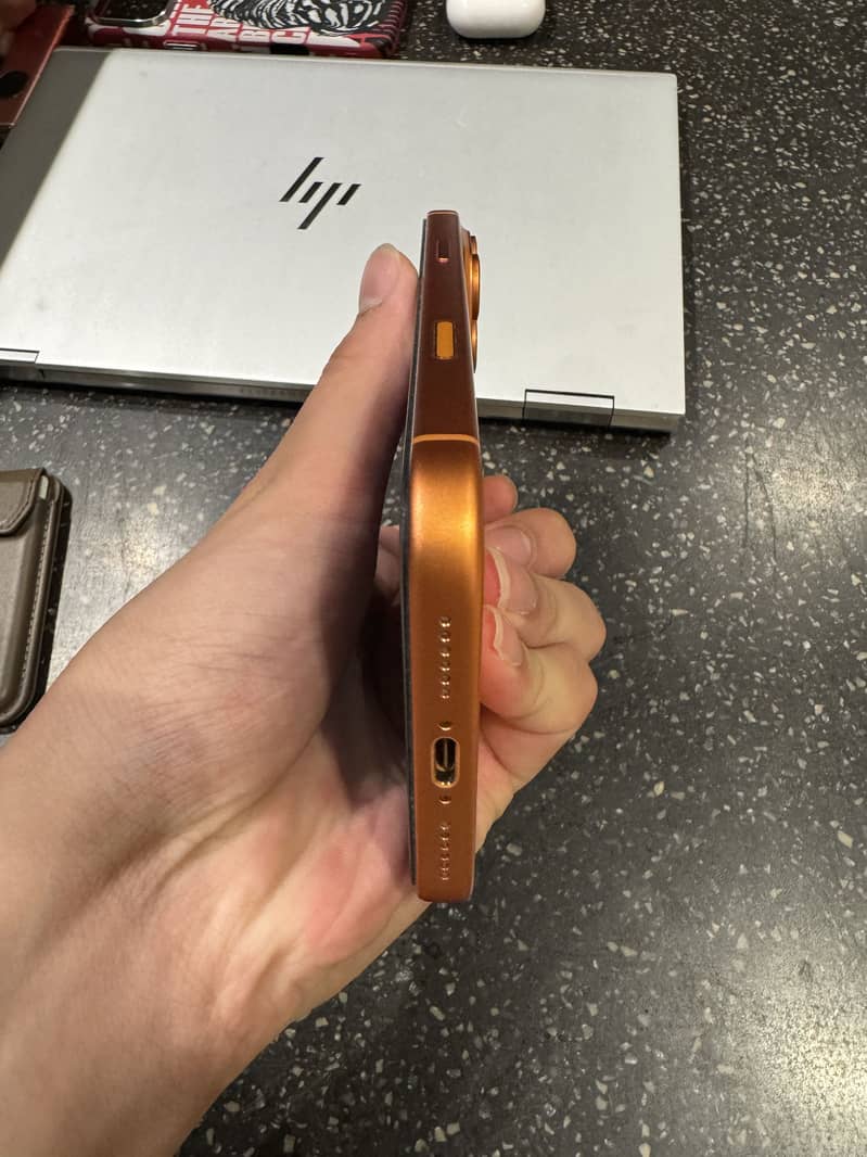 Apple iPhone 17 Pro Max 11