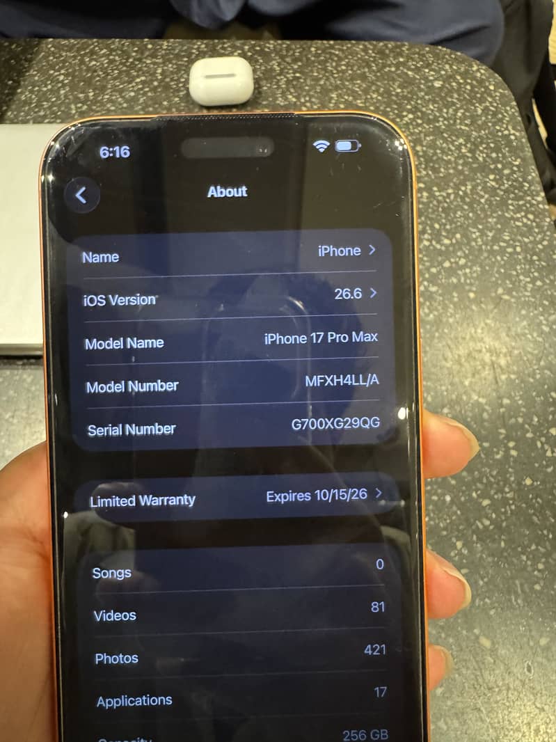 Apple iPhone 17 Pro Max 12