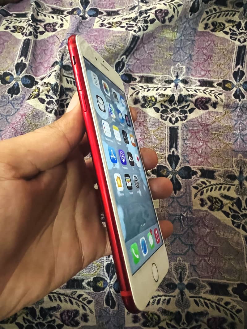Apple iPhone 7 Plus 3