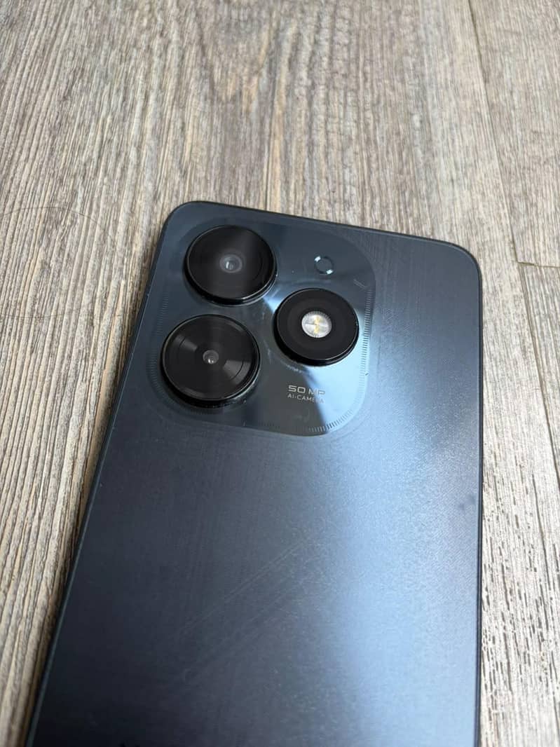 Tecno Spark 20C 1