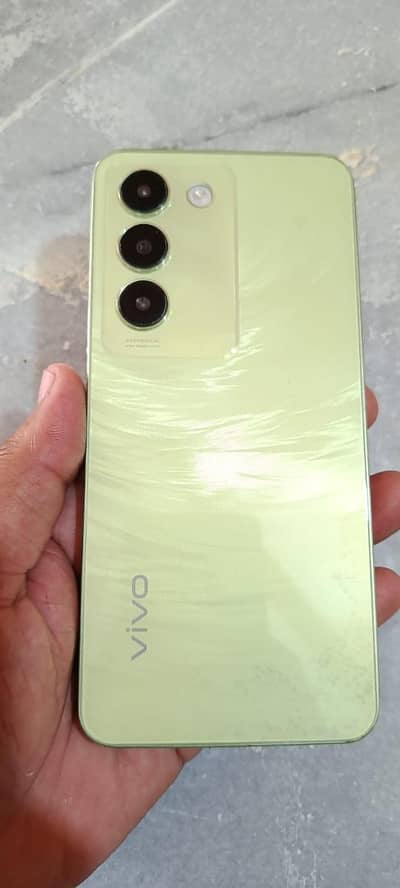 Vivo Y100