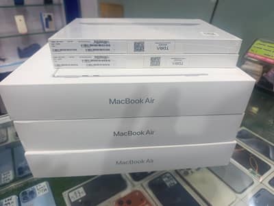 MacBook Air M5 16Gb ram and 512 GB box pack
