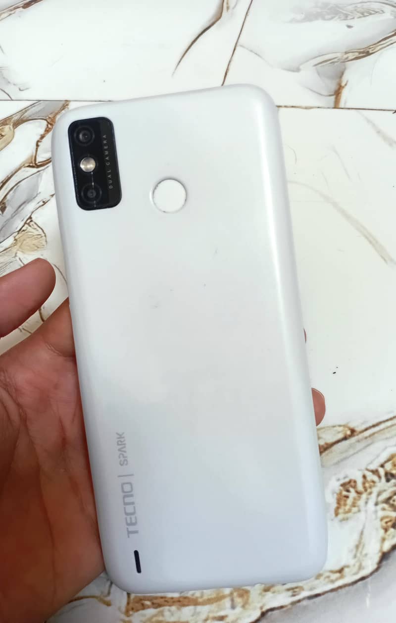Tecno Spark Go 1